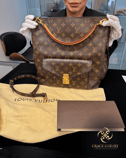 Louis Vuitton Hobo Metis Monogram