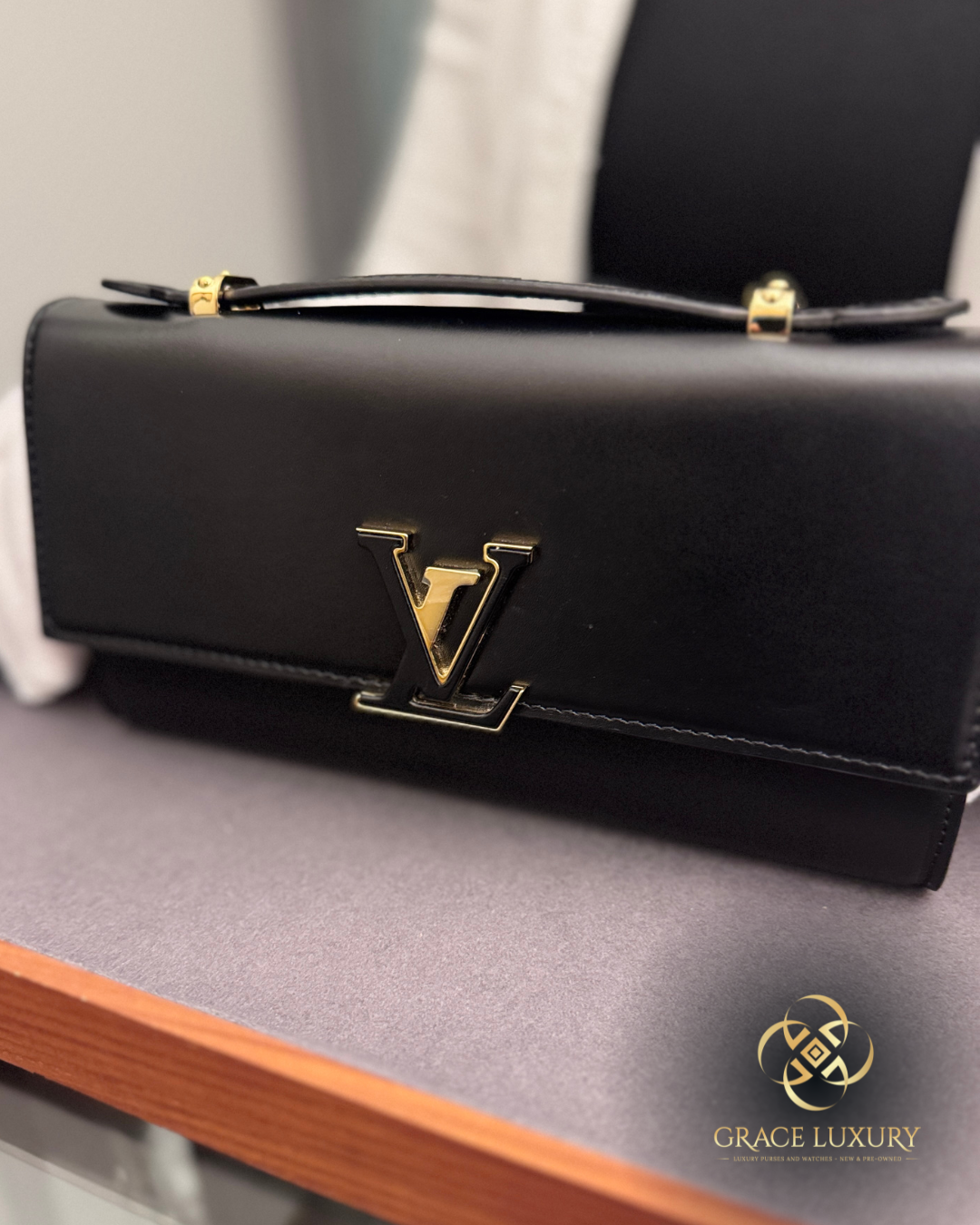 Louis Vuitton Wallet Chain Capucines Leather