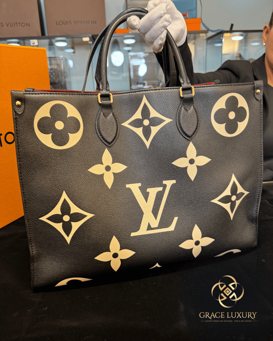 Louis Vuitton OnTheGo Tote Bicolor Monogram Giant GM