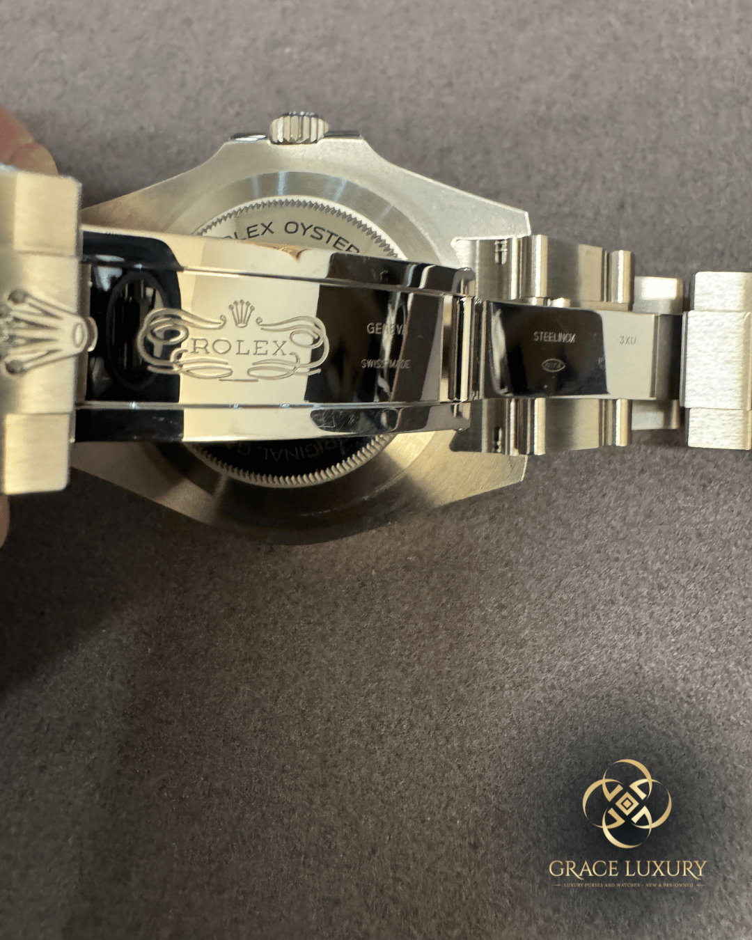Rolex Sea-Dweller #126600 43mm Black Dial – 2023 Red Text