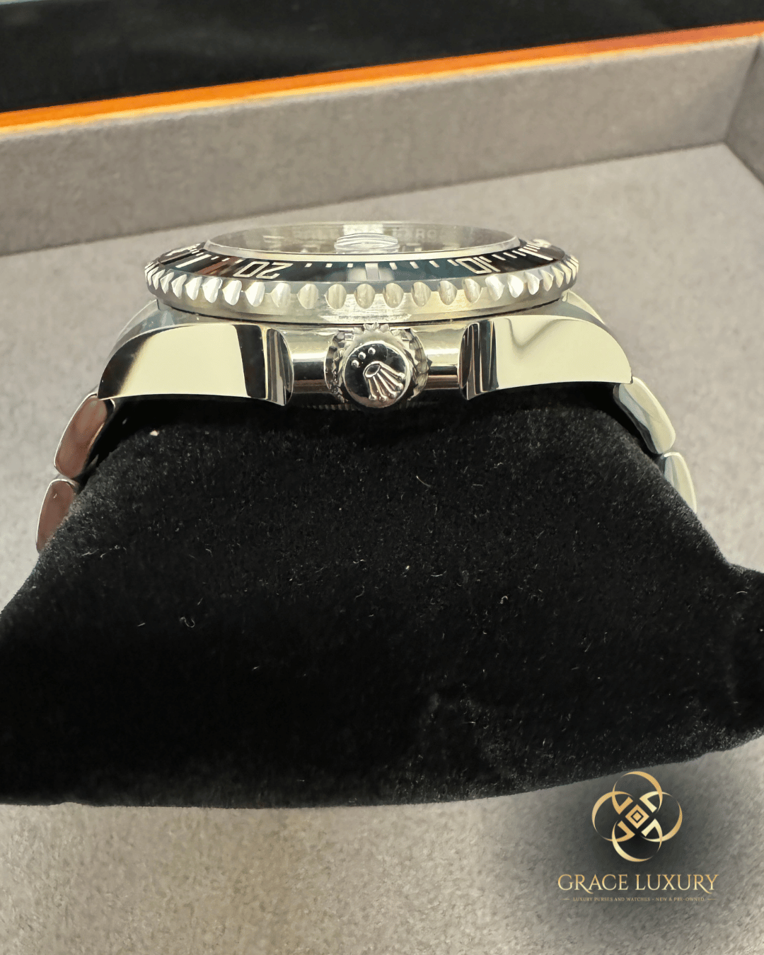 Rolex Sea-Dweller #126600 43mm Black Dial – 2023 Red Text