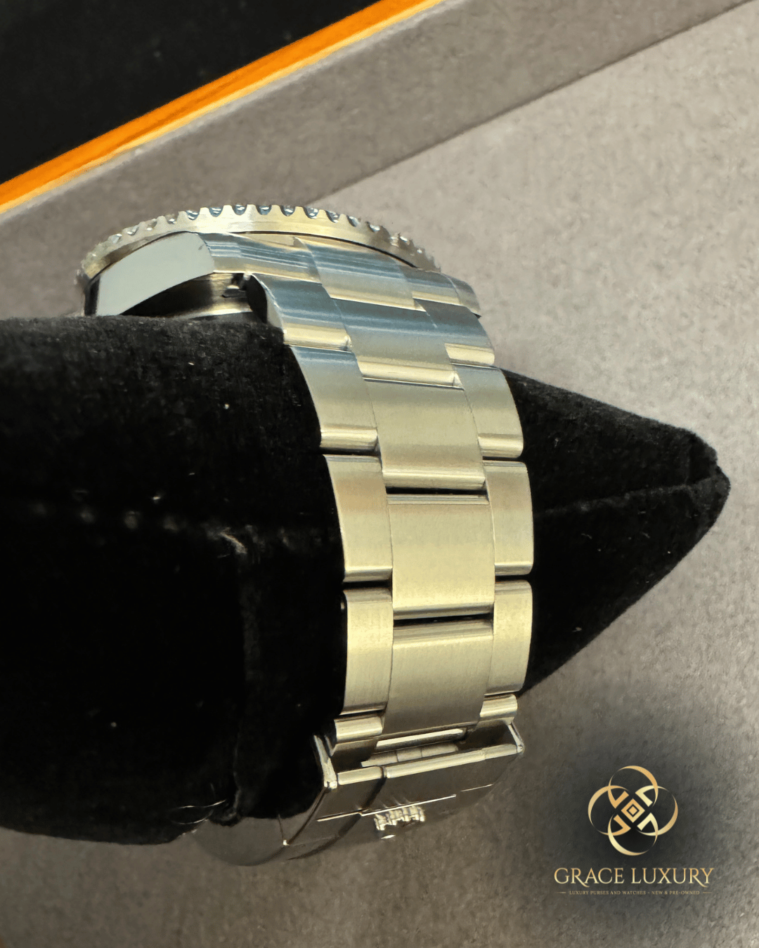 Rolex Sea-Dweller #126600 43mm Black Dial – 2023 Red Text